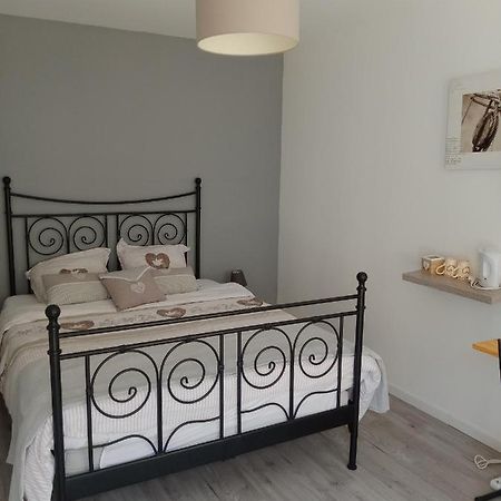 2 Chambres D'Hotes Au Calme Proche Centre Ville 蒙德马桑 外观 照片